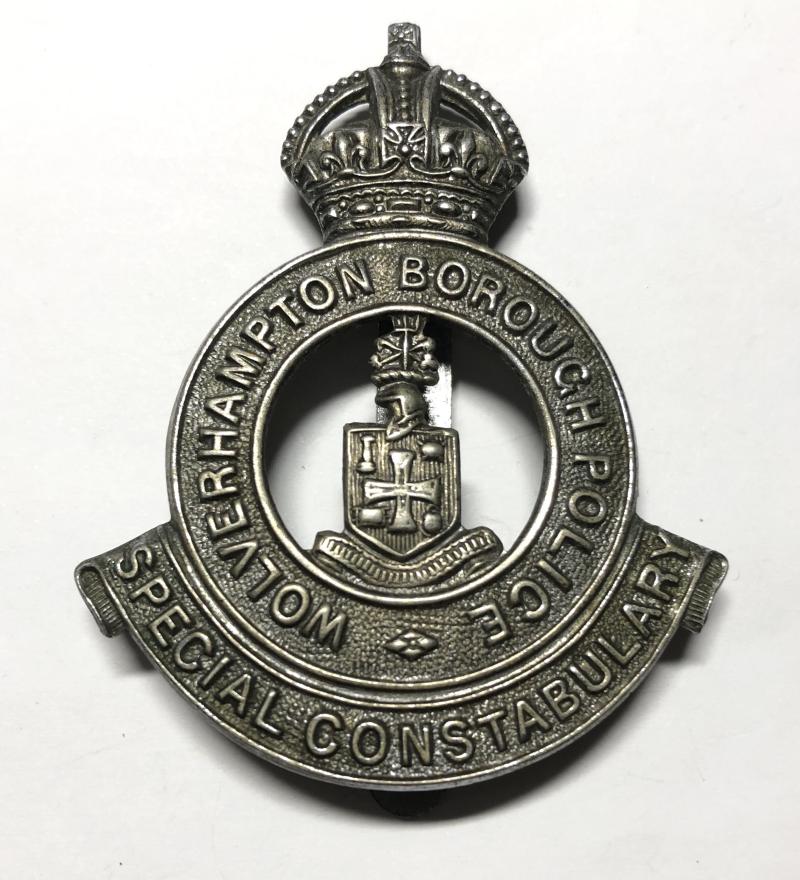 Wolverhampton Borough Police Special Constabulary cap badge.