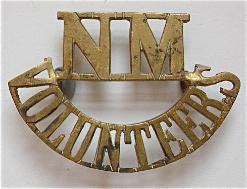 NM / VOLUNTEERS (National Motor Vols.) WW1 brass VTC shoulder title.