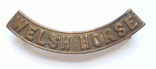 WELSH HORSE scarce WW1 bronze shoulder title circa 1914-17.