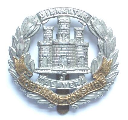 Northamptonshire Regiment WW1 / WW2 OR's cap badge.