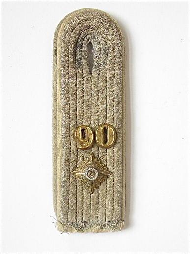 German Third Reich WW2 Ober Leutnant's 90th Infantry Regiment shoulder board.