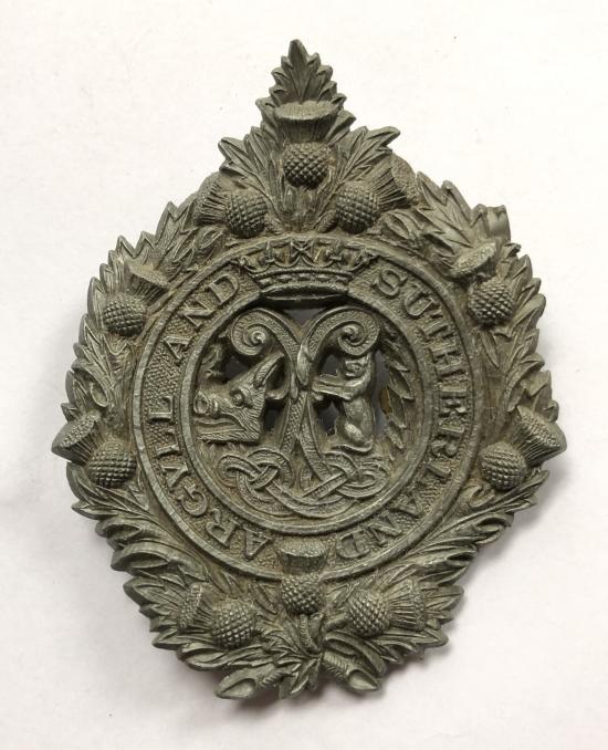 Argyll & Sutherland Highlanders WW2 plastic economy glengarry badge
