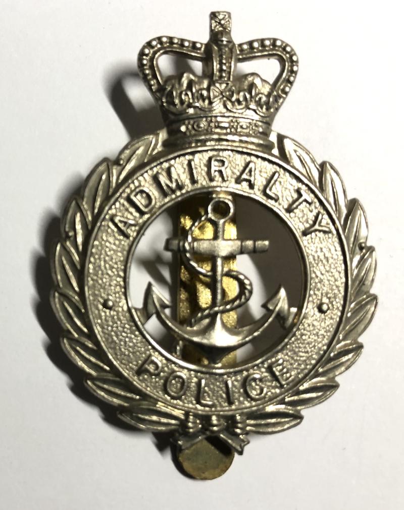 Admiralty Police EIIR cap badge by Firmin.