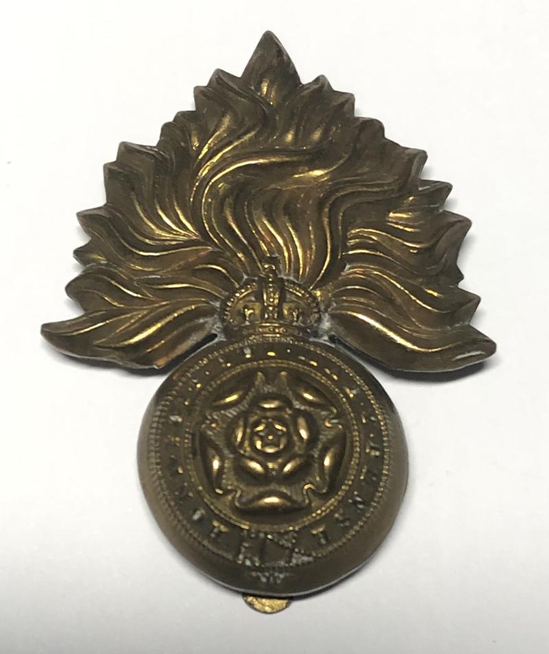 Royal Fusiliers WW1/WW2 cap badge.