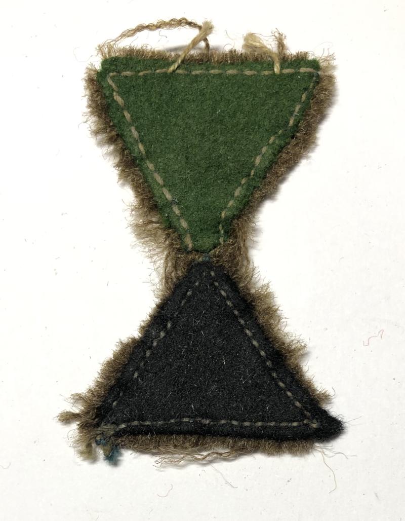 WW2  33rd Army Tank Brigade cloth diabolo formation sign.