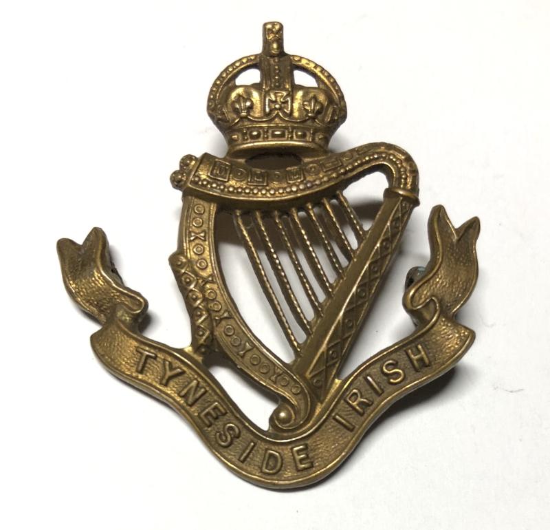 Tyneside Irish WW1 brass shoulder badge.