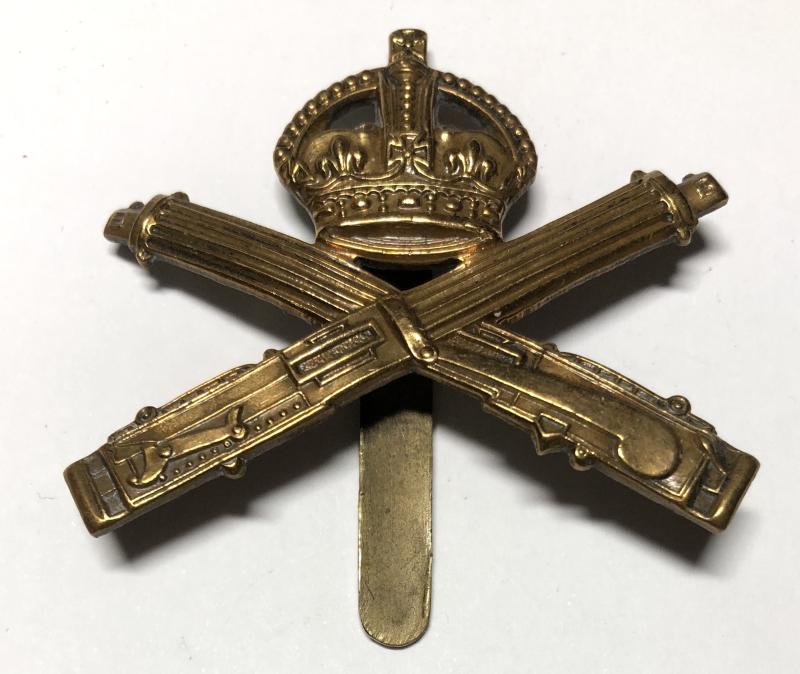 Machine Gun Corps WW1 MGC cap badge.