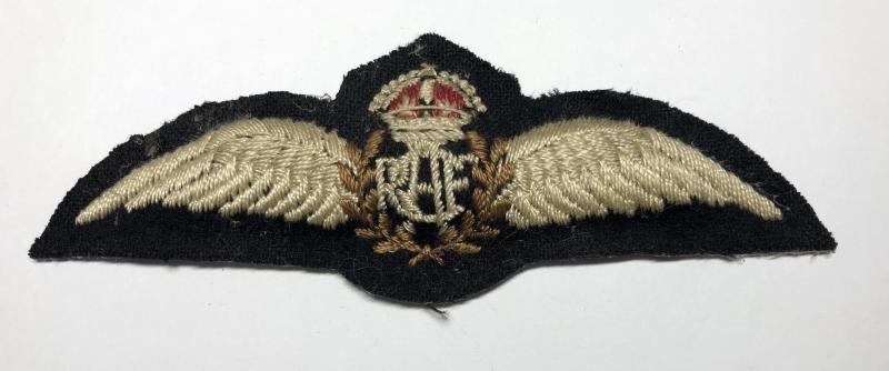 Royal Canadian Air Force WW2 RCAF pilots wings.