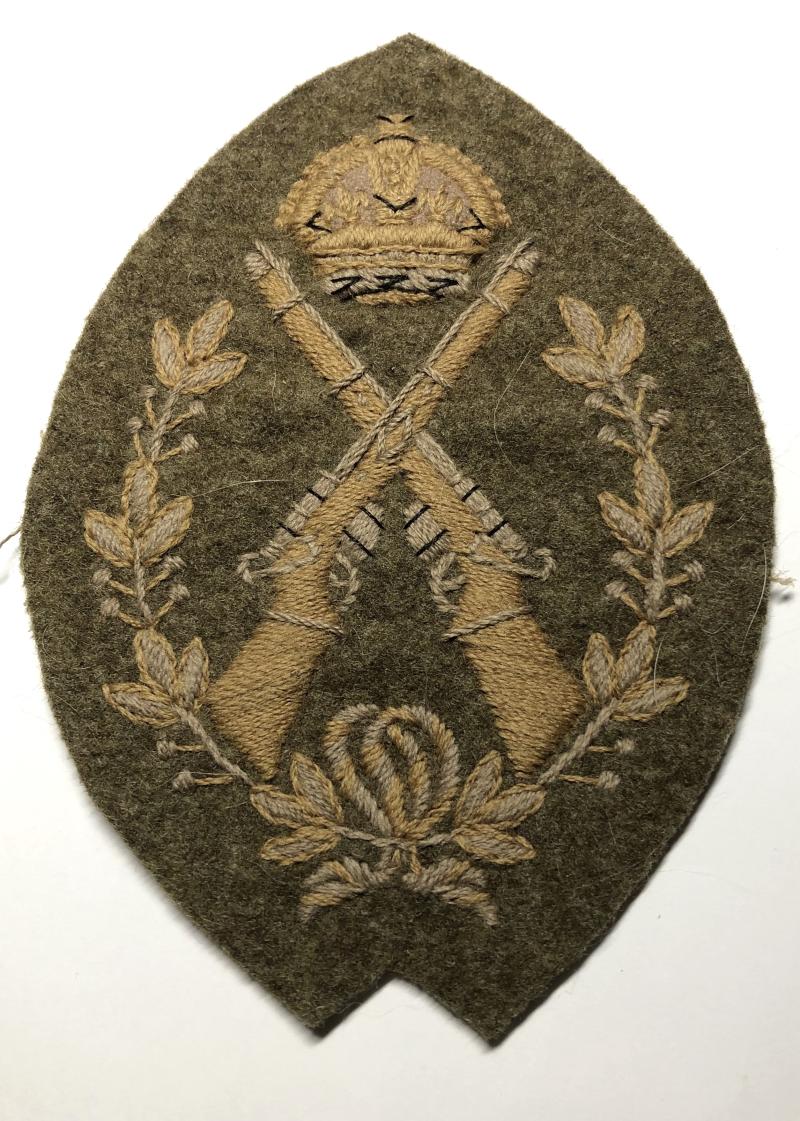 Prize cloth arm badge for best shot of Sergeants in the regiment.