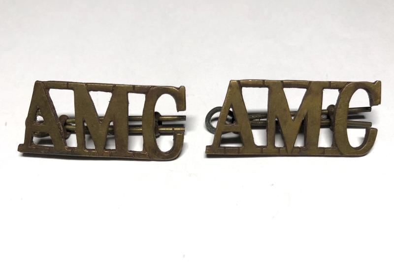 WW1 Australan Medical Corps pair of shoulder titles.