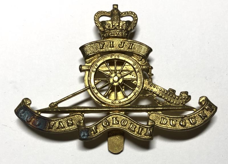 Fiji Volunteer Artillery post 1953 cap badge by Dowler.