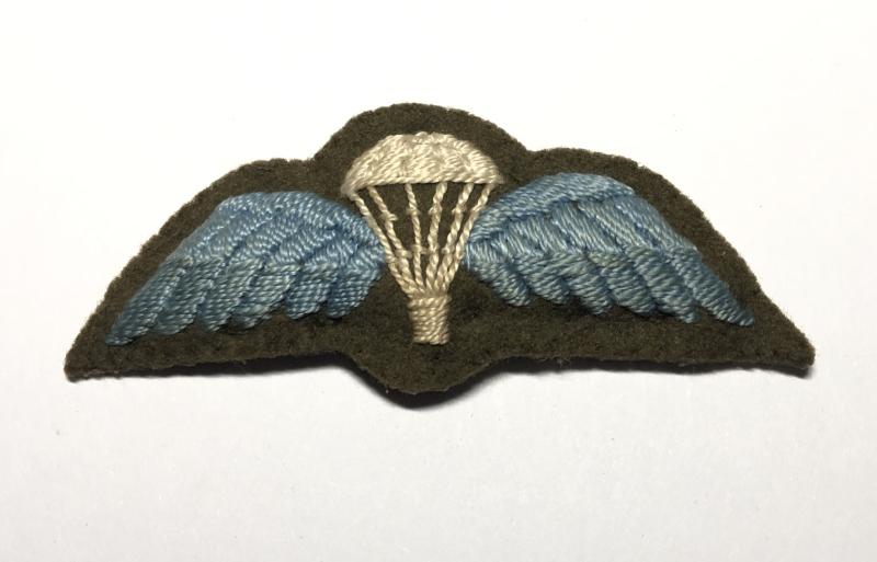 WW2 Airborne Forces Parachute Qualification cloth Wings.