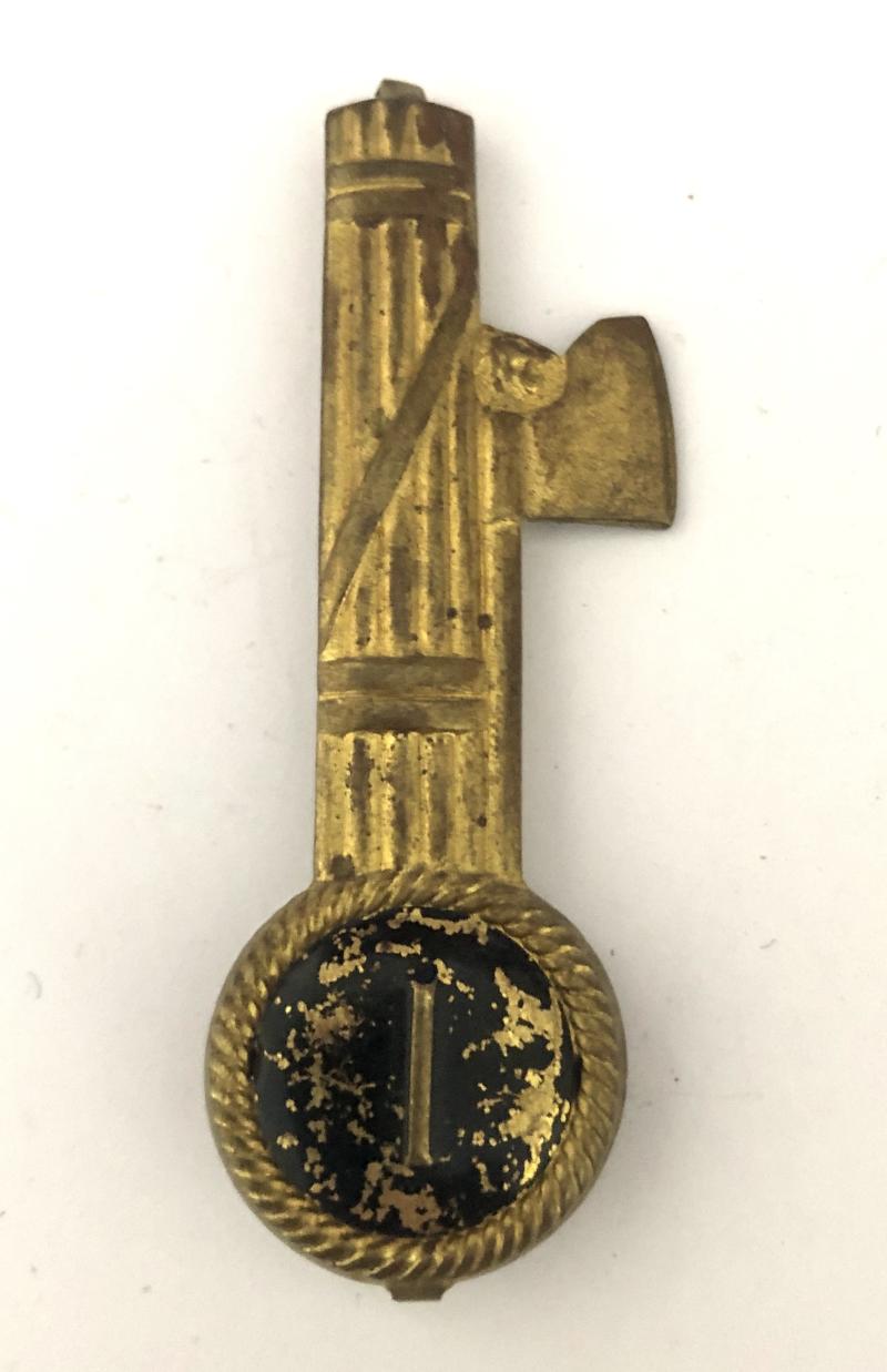 Italian Black Shirts 1st MSVN Fascist cap badge.