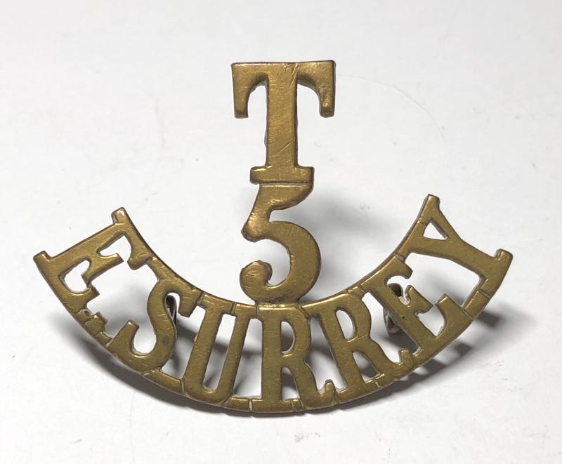 T / 5 / E.SURREY WW1 shoulder title.
