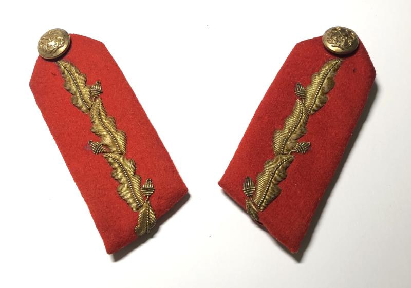 WW2 General's pair of Gorget patches.