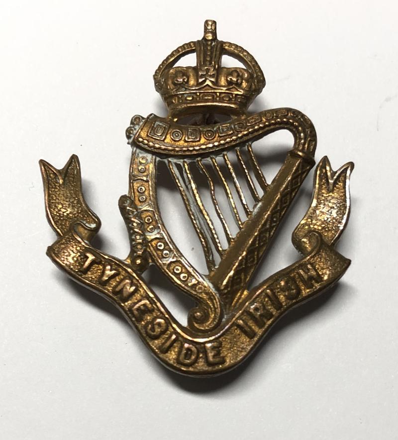 Tyneside Irish WW1 brass shoulder badge.