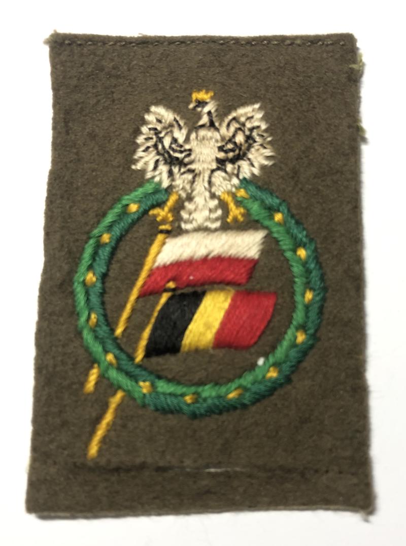 WW2 Polish Army Volunteers from Belgium, Holland & Luxembourg cloth formation sign.
