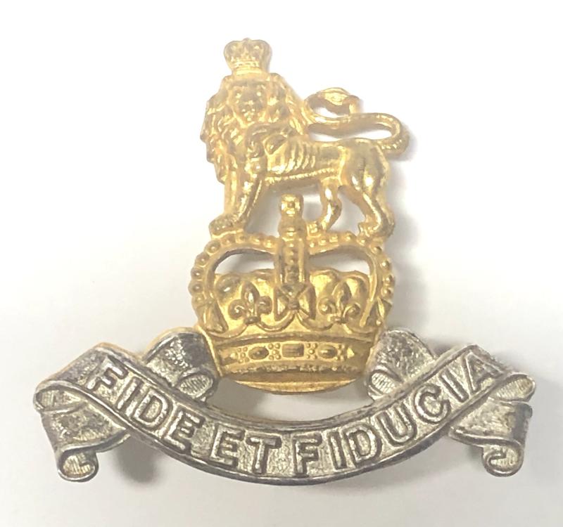 Royal Army Pay Corps EIIR Officer's cap badge c.1953-92.