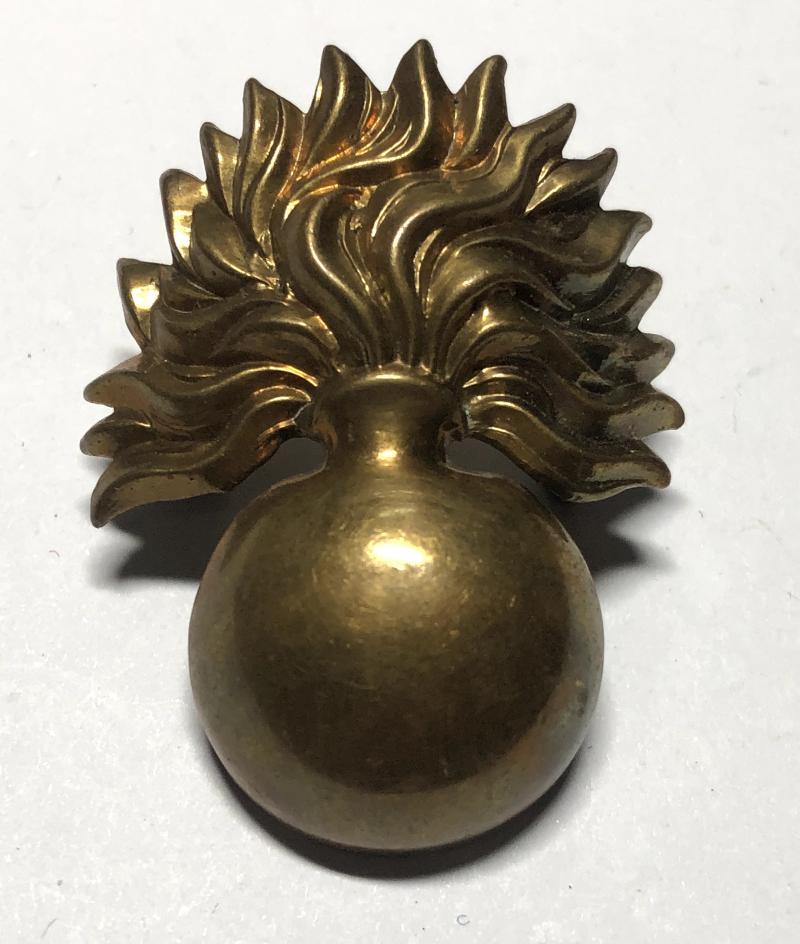 Grenadier Guards WW2 cap badge.