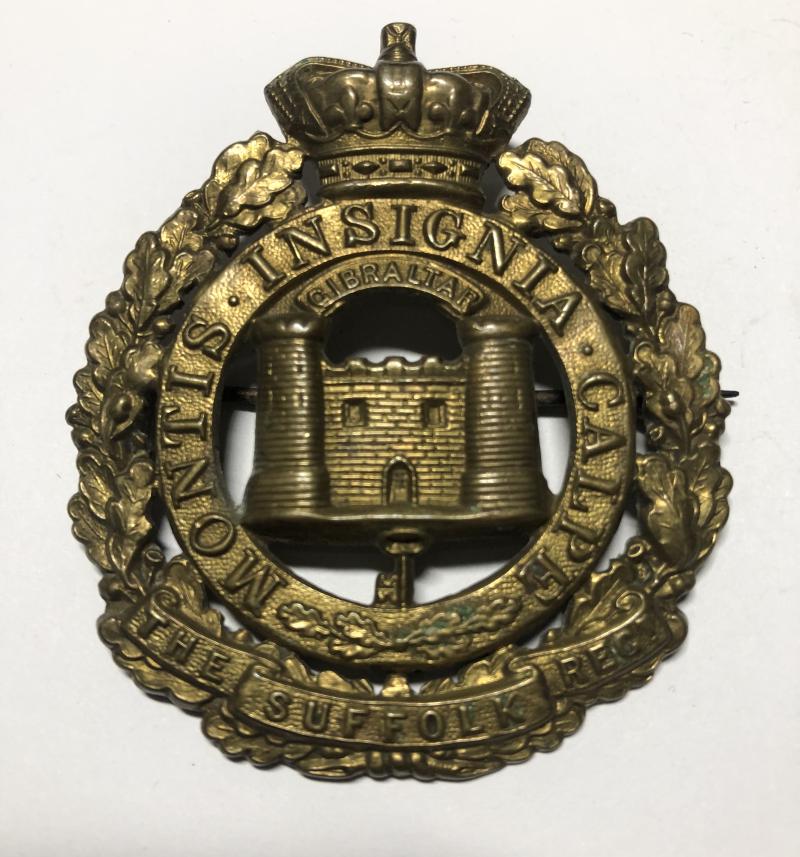 Suffolk Regiment Victorian post 1881 pagri badge.