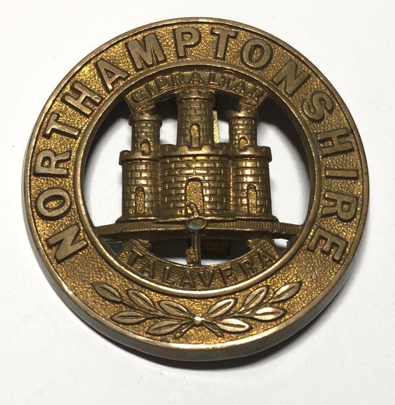 Northamptonshire Regiment pagri badge c. 1900.