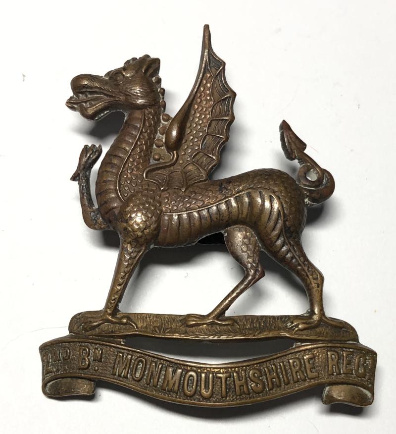 2nd Bn Monmouthshire Regiment Welsh post 1908 Officer's OSD cap badge.