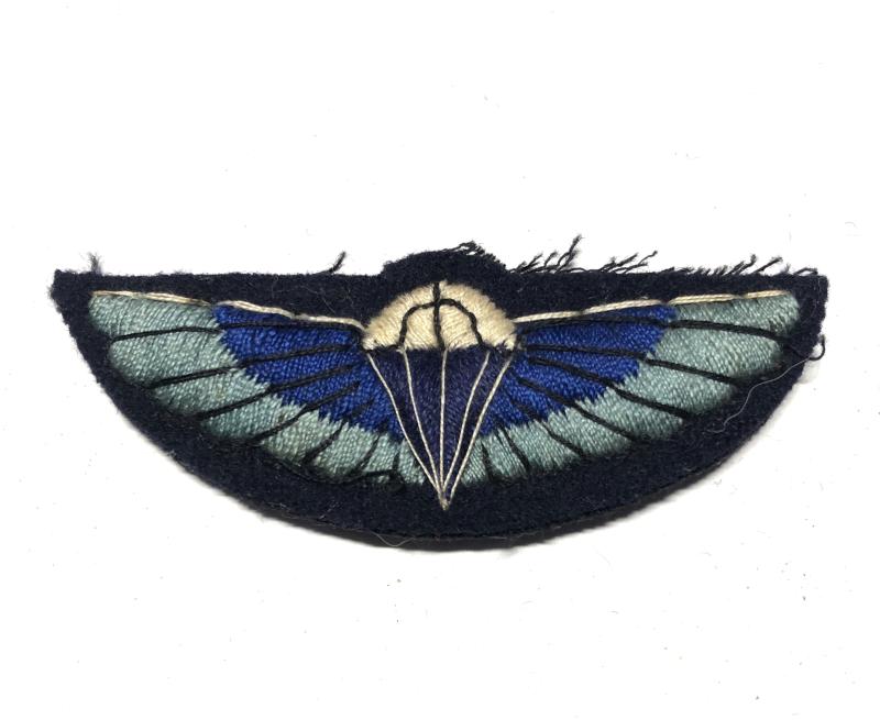 SAS WW2 Special Air Service cloth parachute / operations  	qualification wing.