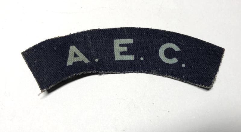 A.E.C. WW2  Army Educational Corps printed shoulder title.
