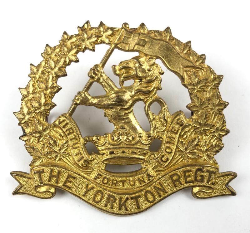 The Yorktown Regiment Canadian post 1926 WW2 cap badge by Scully.