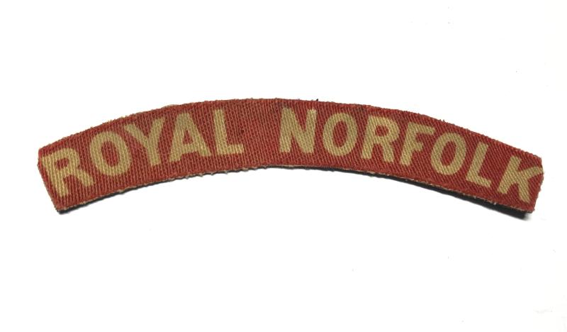 ROYAL NORFOLK WW2 printed infantry shoulder title.