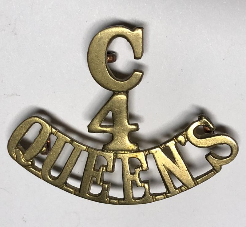 C / 4 / QUEEN'S Royal West Surrey shoulder title.