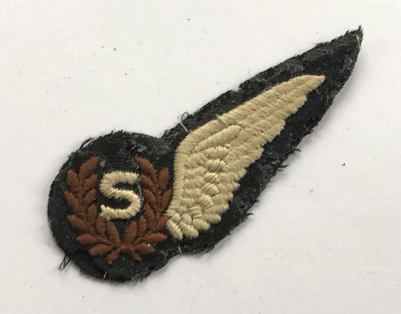 WW2 RAF Signaller's brevet / half wing.