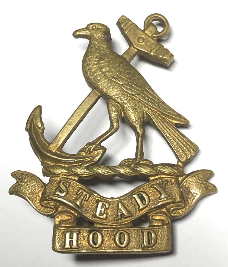 Hood Battalion Royal Naval Division WW1 RND cap badge c. 1916-18 by Gaunt.
