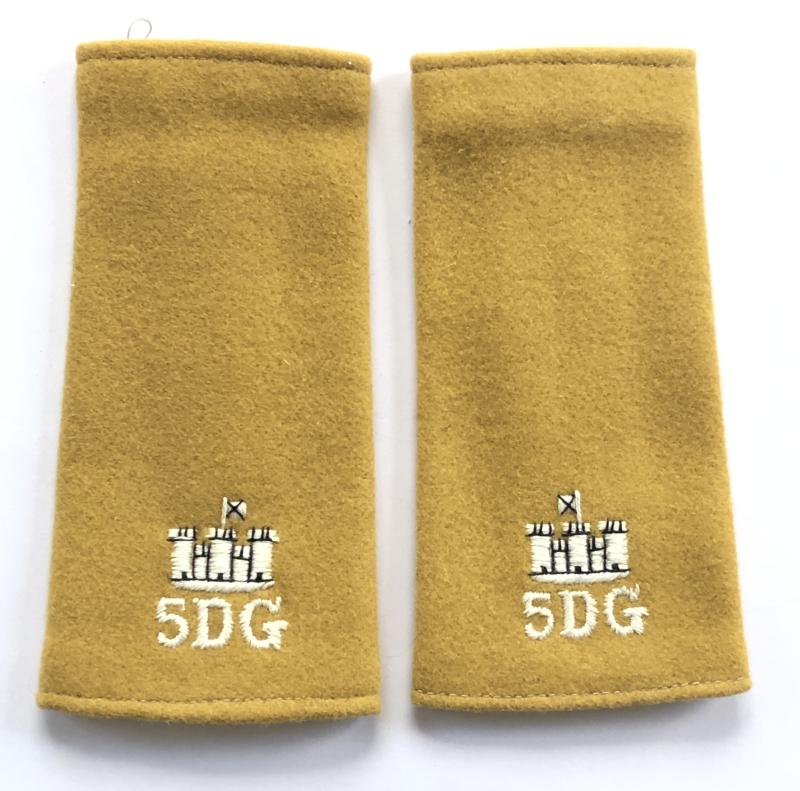 5th Royal Inniskilling Dragoon Guards pair of shoulder slides.