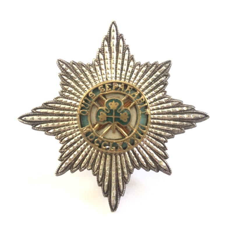 Irish Guards Warrant Officer’s forage cap badge.