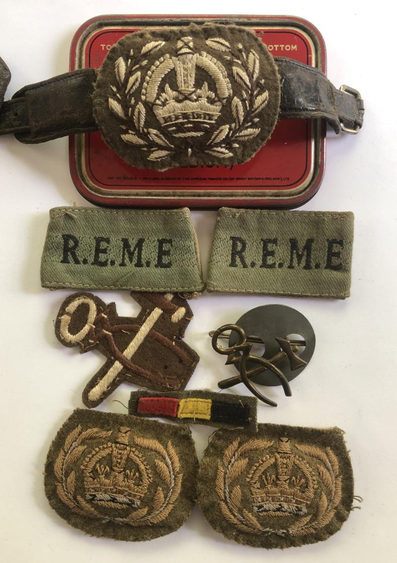 REME WW2 Warrant Officer's effects.