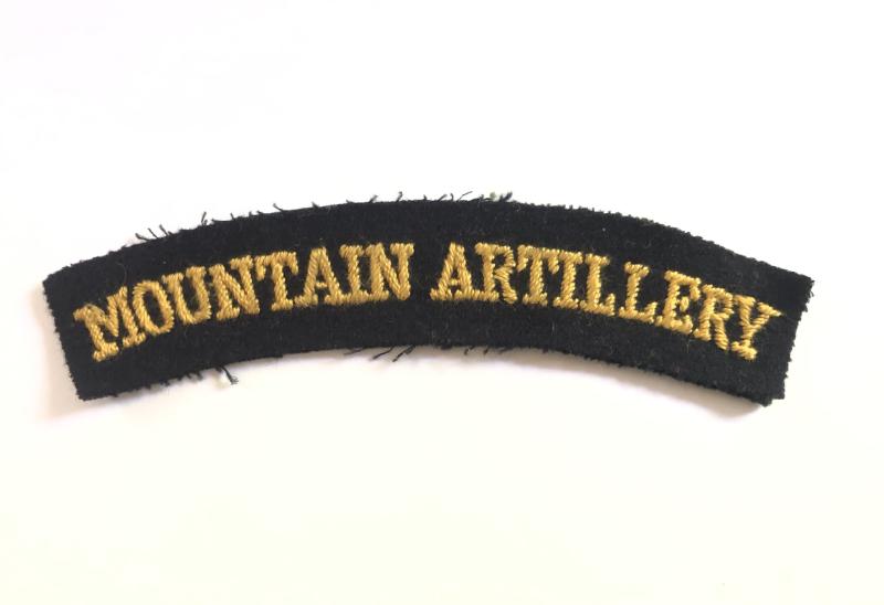 MOUNTAIN ARTILLERY WW2 cloth shoulder title.