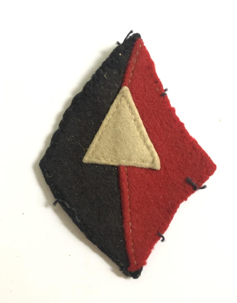 1st Infantry Division, Royal Artillery troops WW2 RA formation sign.