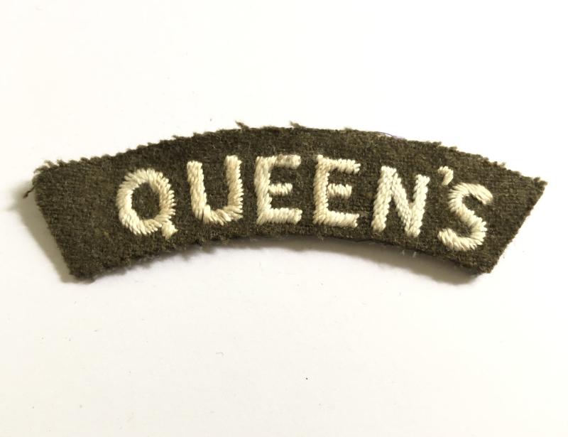 QUEEN'S inter-war shoulder title.
