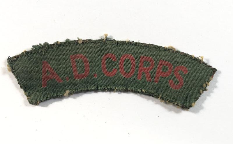 A.D. Corps WW2 printed Army Dental Corps shoulder title c. 1943-45.