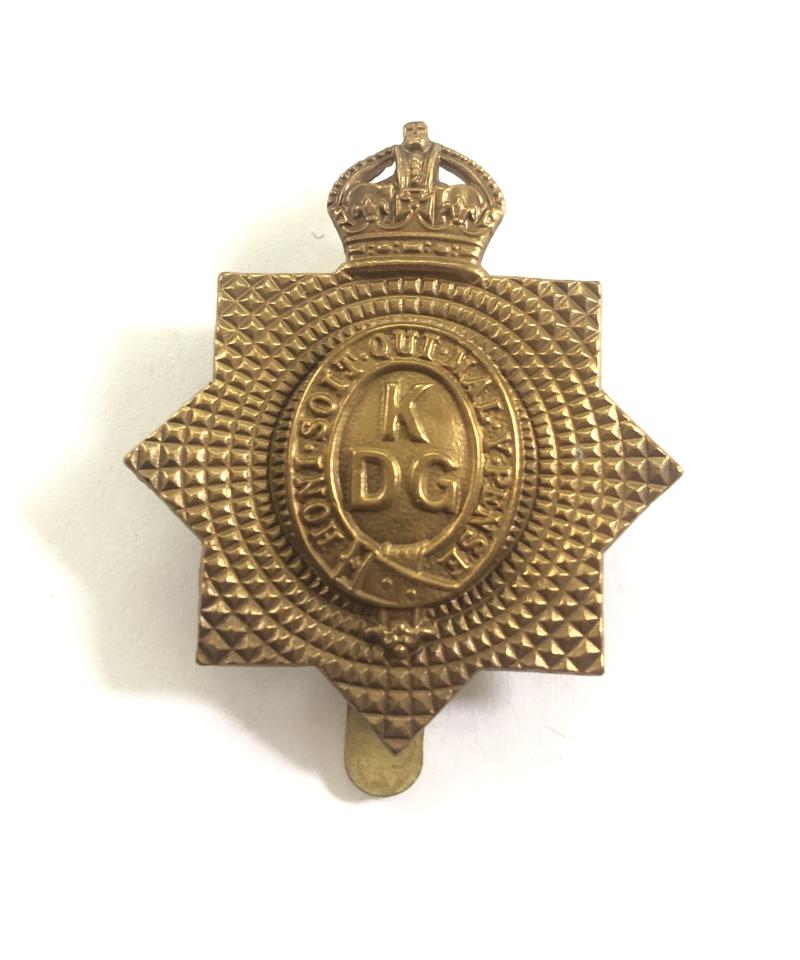 King's Dragoon Guards  WW1 brass economy cap badge c. 1916-18.