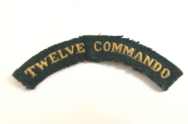 TWELVE COMMANDO WW2 cloth shoulder title c. 1942.