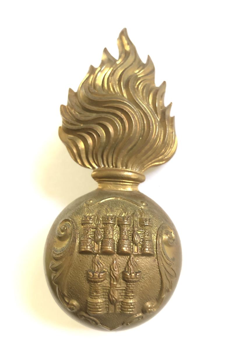 Royal Dublin Fusiliers Irish fur cap grenade ci.1881-1914.