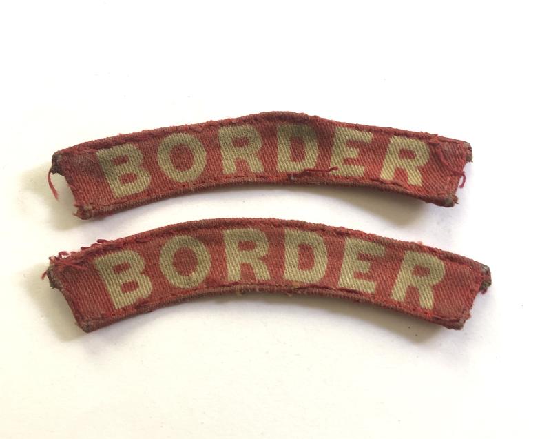 BORDER WW2 pair of printed shoulder titles c. 1943-45.