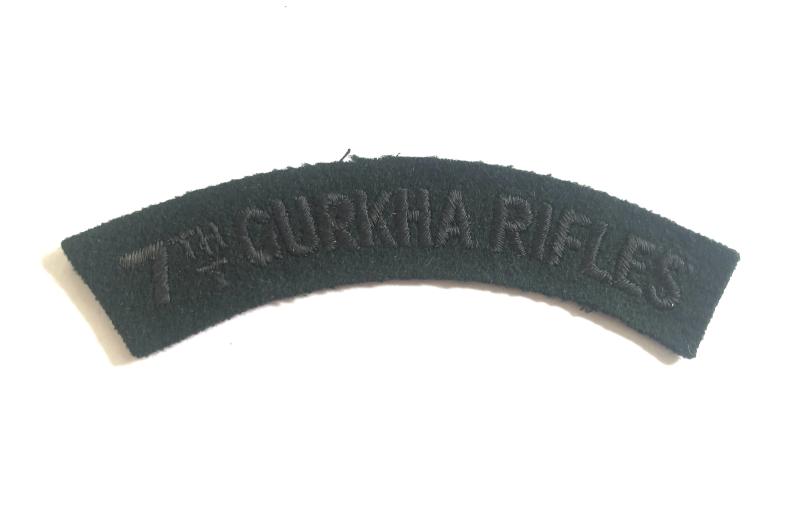 7th GURKHA RIFLES cloth shoulder title.