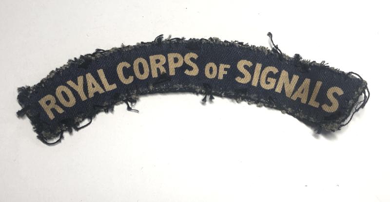 ROYAL CORPS OF SIGNALS WW2 printed shoulder title.