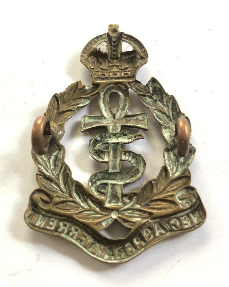 Royal Air Force RAF Medical Branch 1918 collar badge.